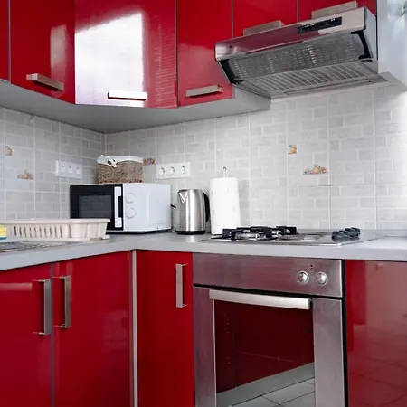 Nina Apartment Split
